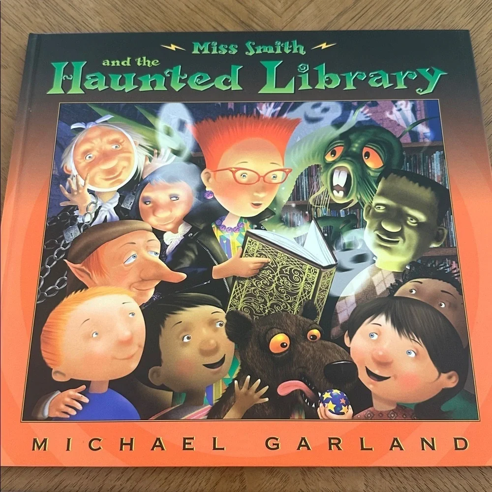 Kids Halloween Costume Set - Spooky Library Theme 3 books